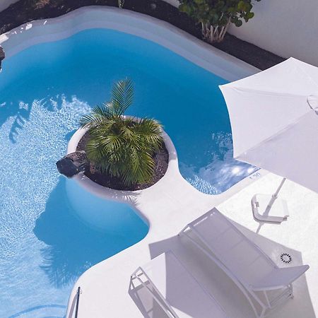 Villa Tiguaro Piscina Climat Jacuzzy Ac Villa 9 12 Corralejo Exterior photo